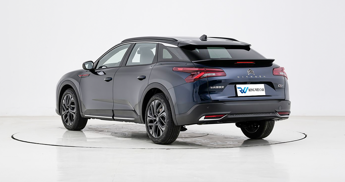 Citroen Versailles C5 X 2025