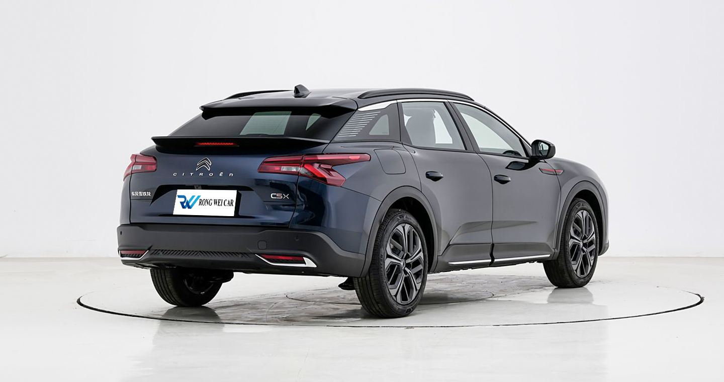 Citroen Versailles C5 X 2025