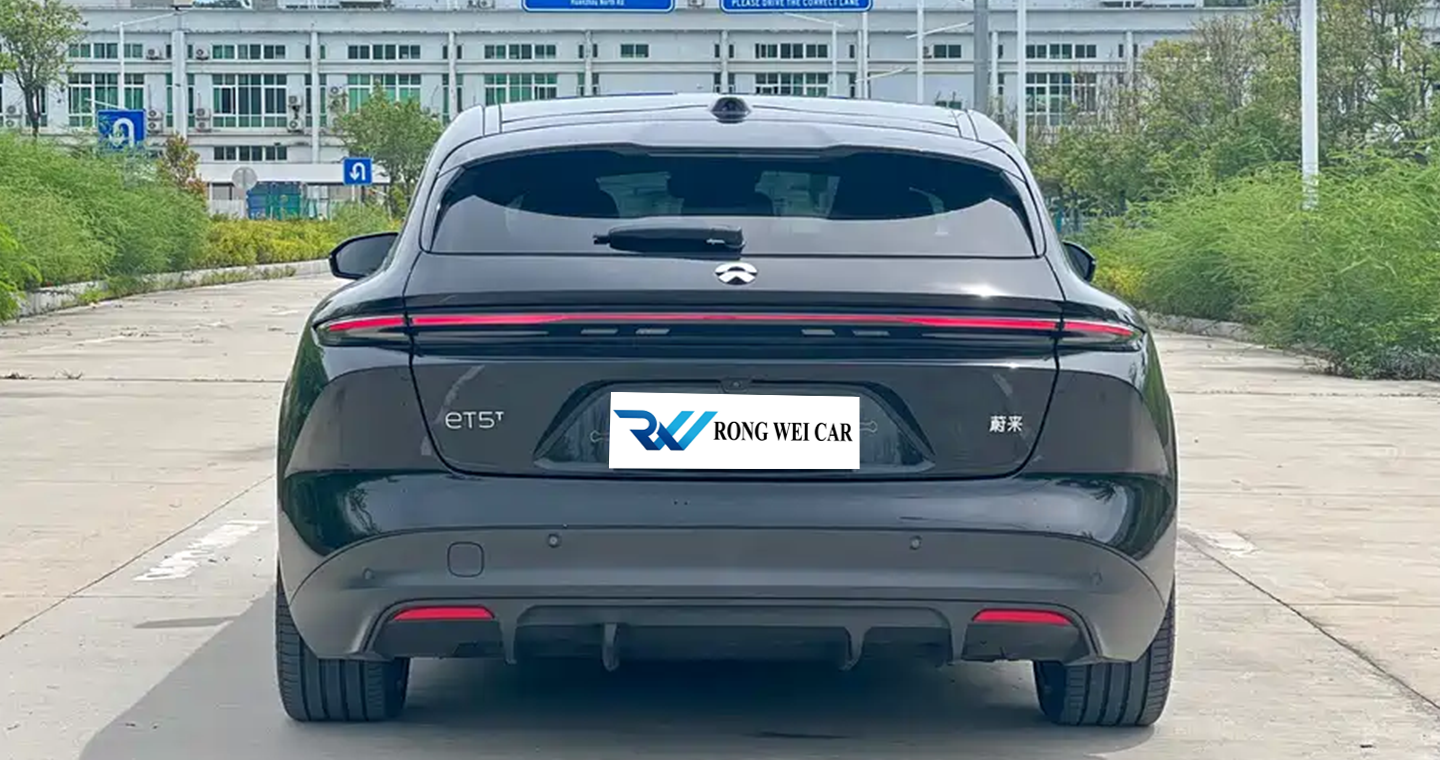 NIO ET5T 2024