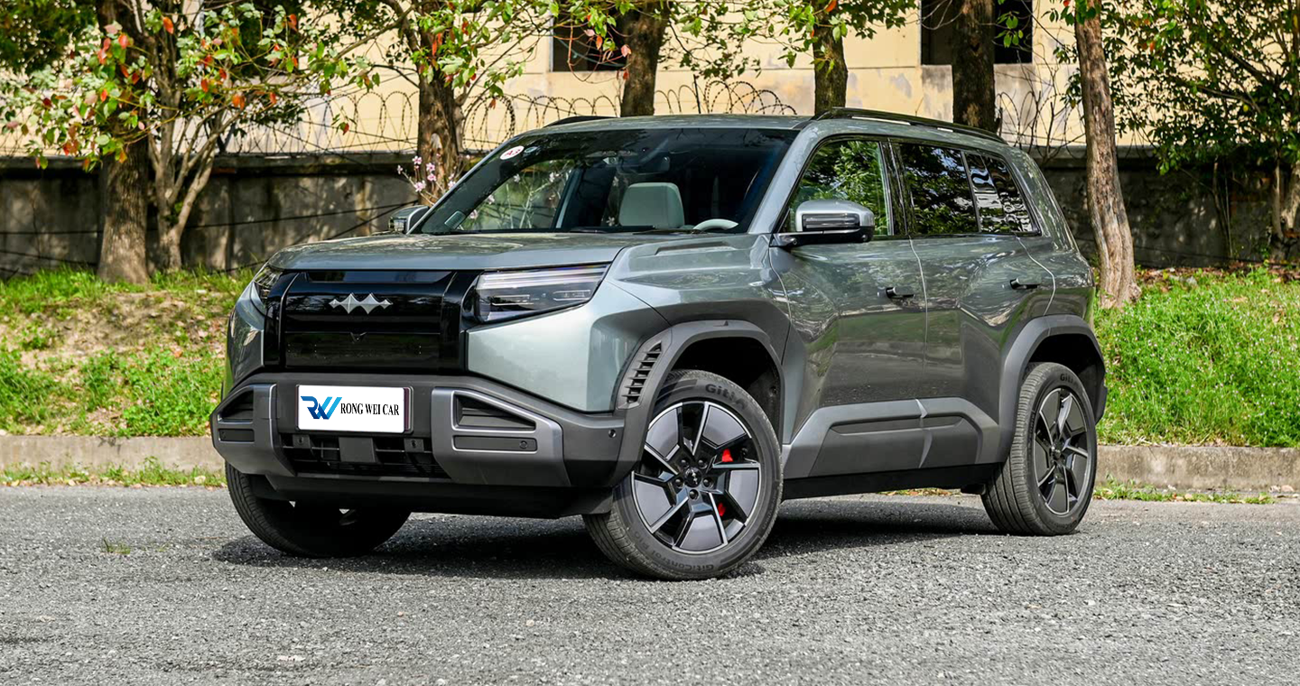 Formula Leopard Titanium 3 2025